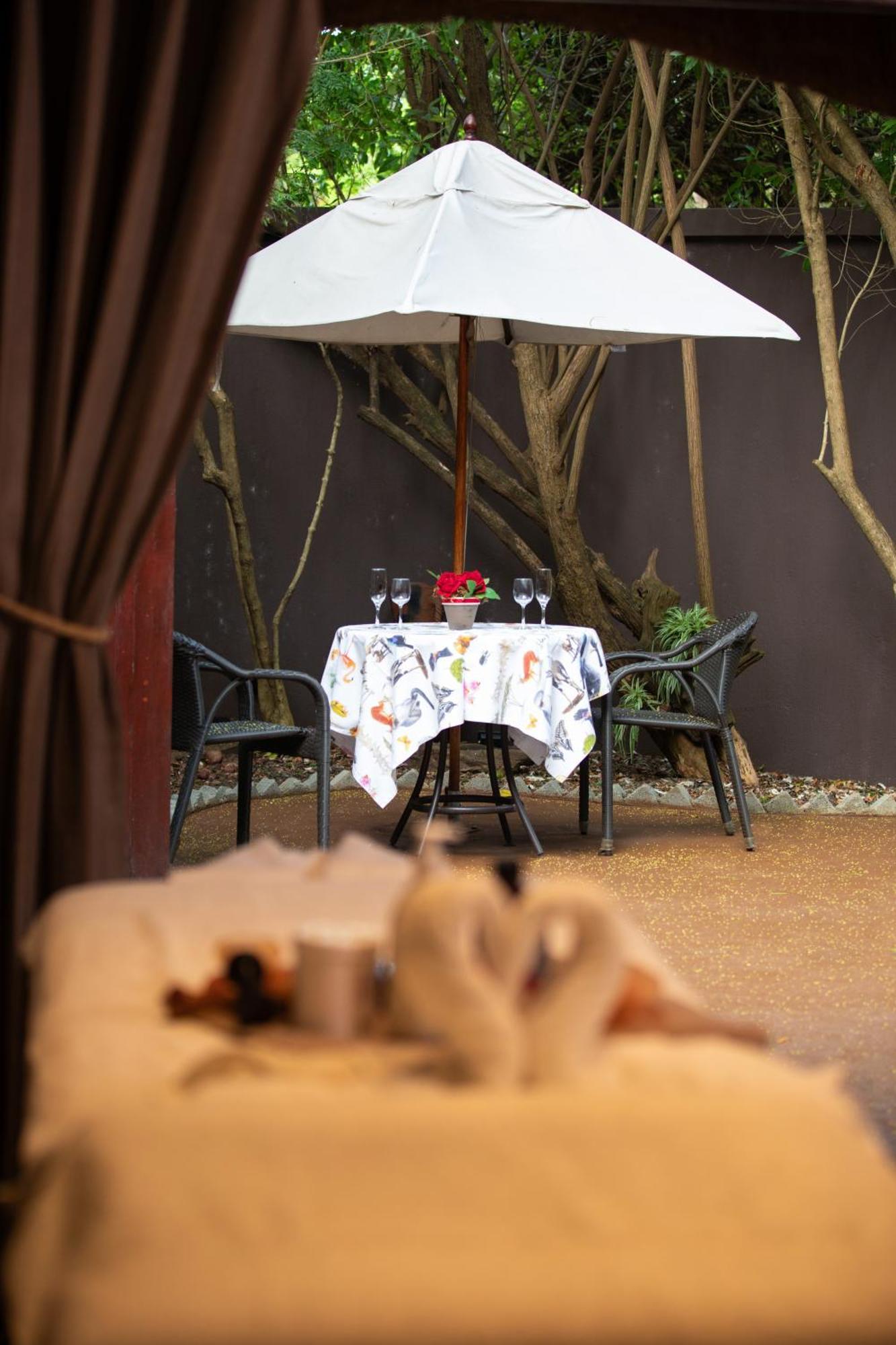 Falaza Game Park&Spa Hluhluwe Bagian luar foto