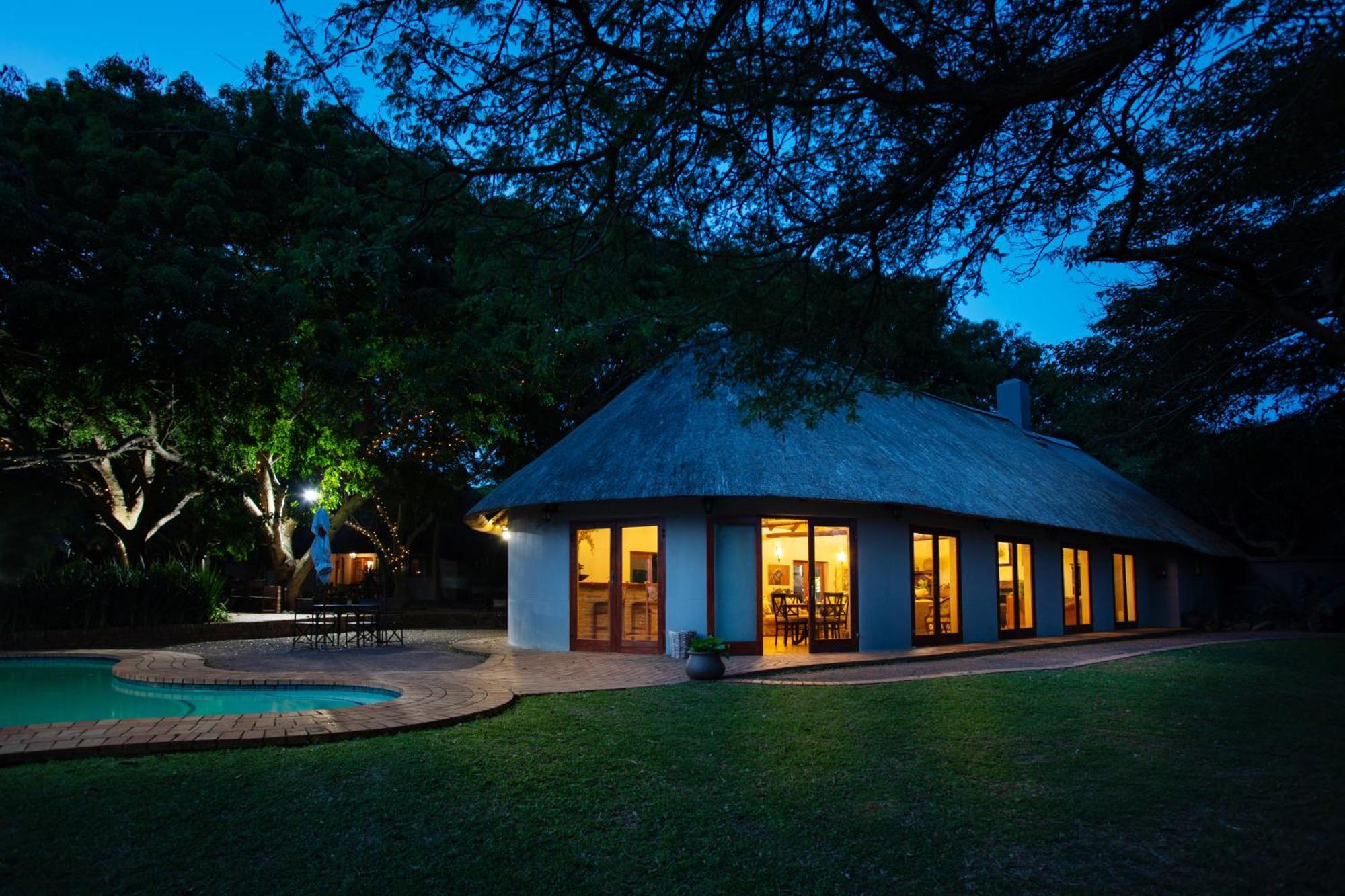 Falaza Game Park&Spa Hluhluwe Bagian luar foto