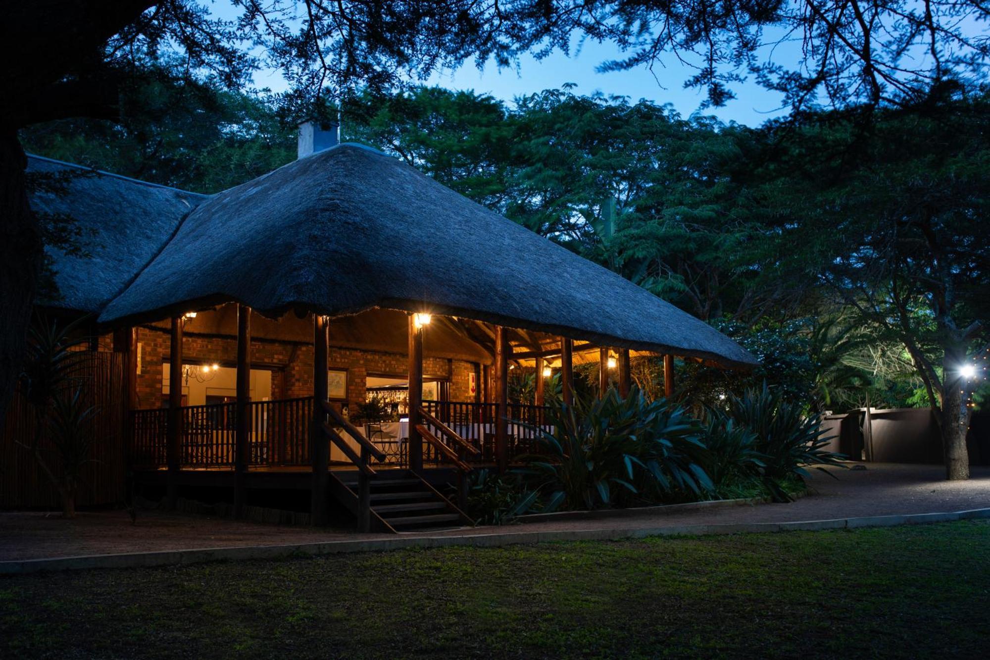 Falaza Game Park&Spa Hluhluwe Bagian luar foto