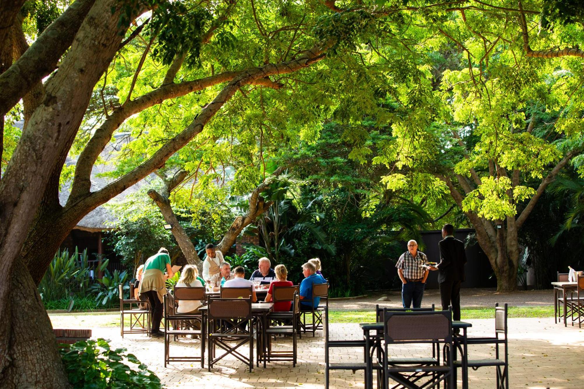 Falaza Game Park&Spa Hluhluwe Bagian luar foto